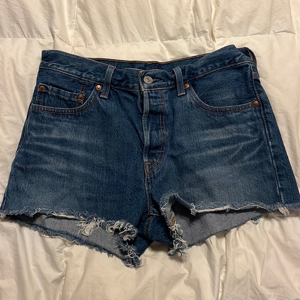Levi Jean Shorts